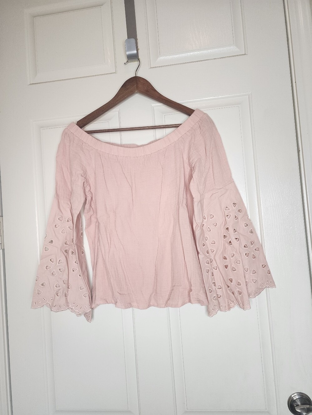Shyanne Blush Pink Off The Shoulder Bell Sleeve Eyelet Boho Western Top Large